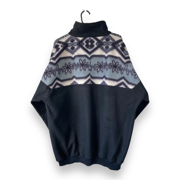 Black Grey Broadway Aztec Patterned Crazy Fleece - Picture 2 of 9
